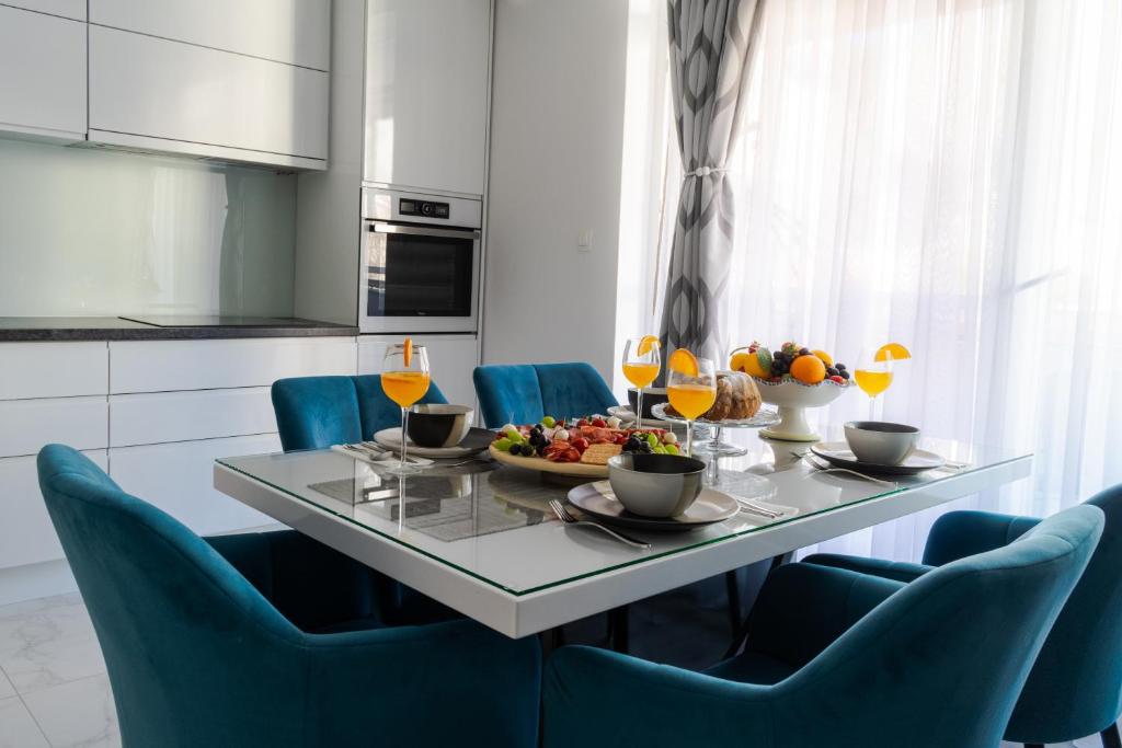 Dapur atau dapur kecil di Beachfront apartment Plaza