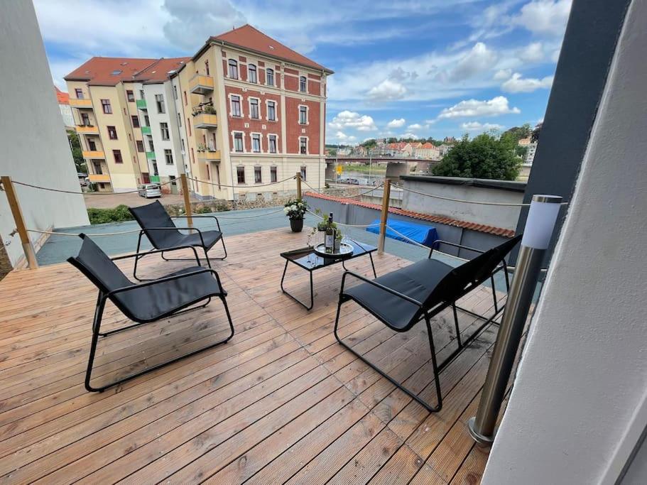 Балкон или тераса в Traumhaftes Meißen-Terrasse mit Burg-und Elbblick