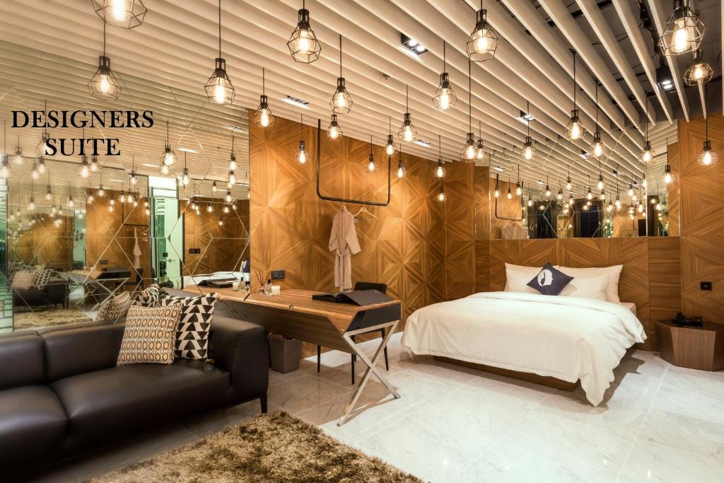 Hotel The Designers Dongdaemun में एक कमरे में एक या कई बेड