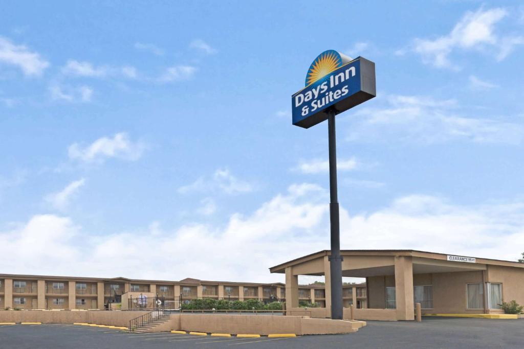 Days Inn & Suites by Wyndham Santa Rosa, NM 면허증, 상장, 서명, 기타 문서