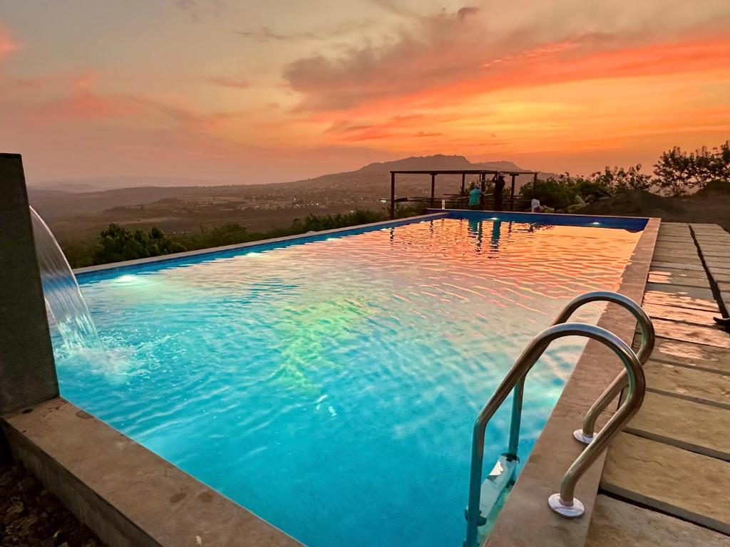 Piscina a Silent Villa Jyotiba o a prop