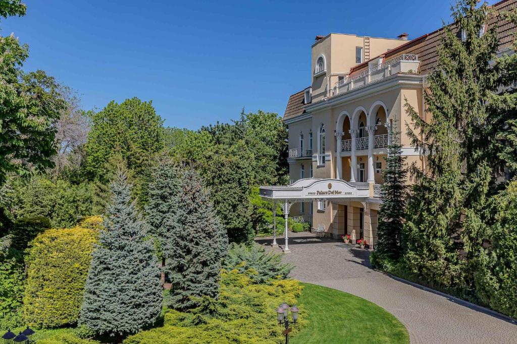 Afbeelding uit fotogalerij van Palace Del Mar in Odessa