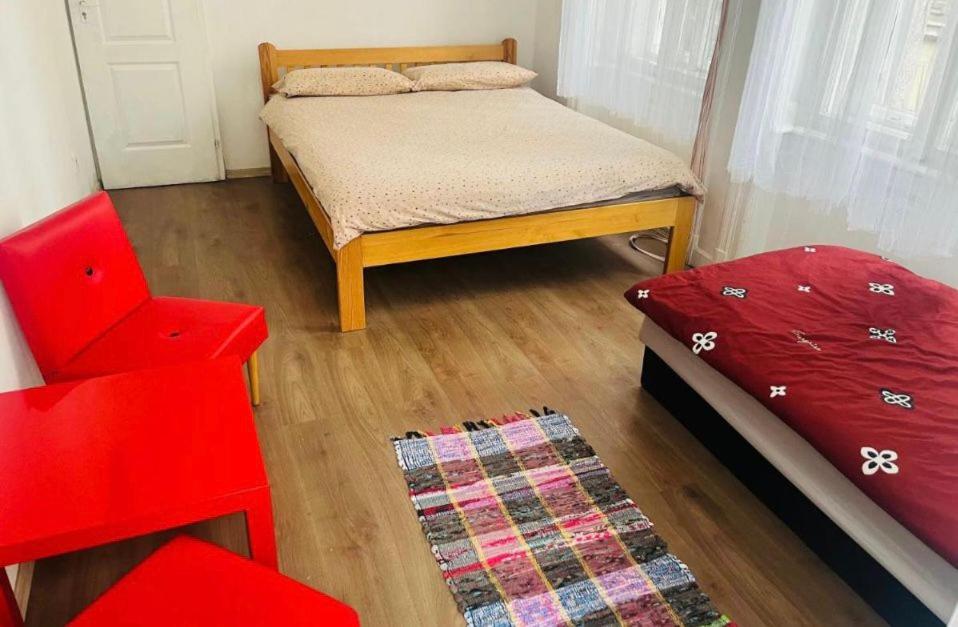 Llit o llits en una habitació de Bobr Krw stay