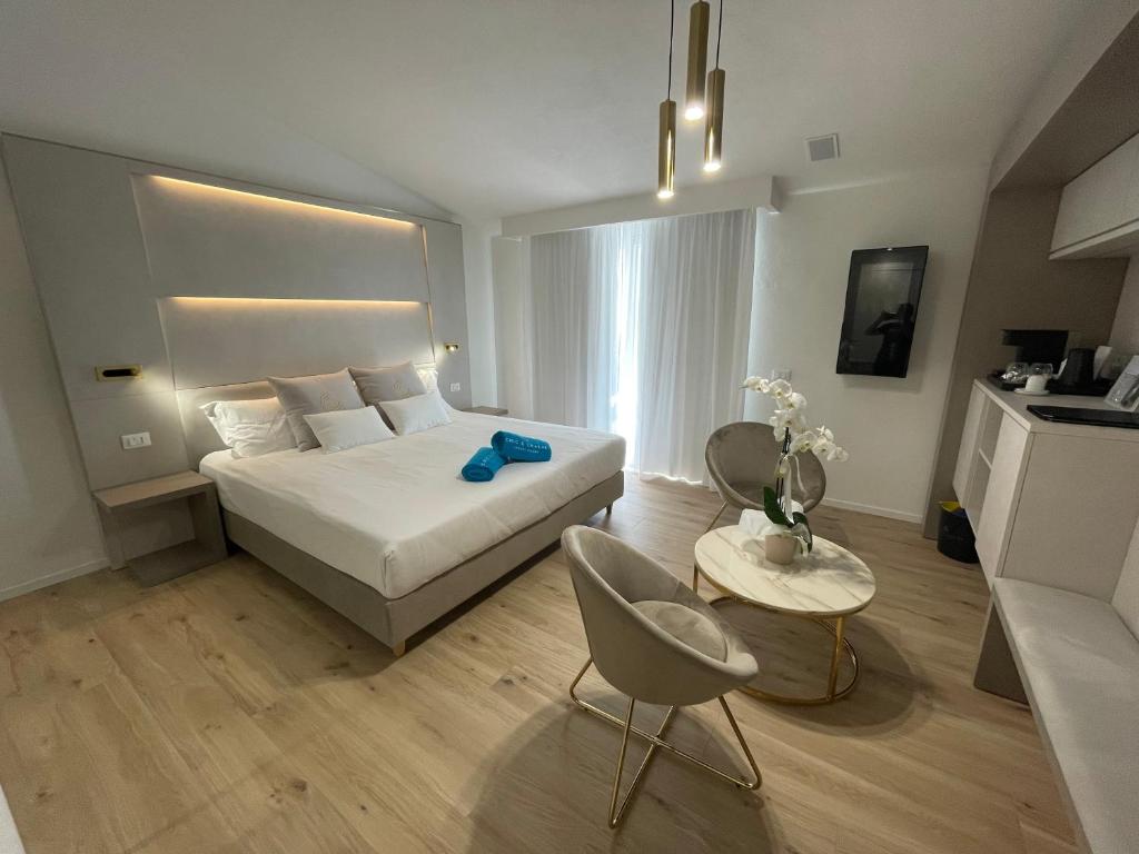 Krevet ili kreveti u jedinici u okviru objekta Chic & Charme Luxury Rooms