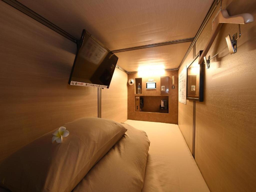 Zdjęcie z galerii obiektu Capsule Hotel Anshin Oyado Premium Resort Kyoto Shijo Karasuma w mieście Kioto