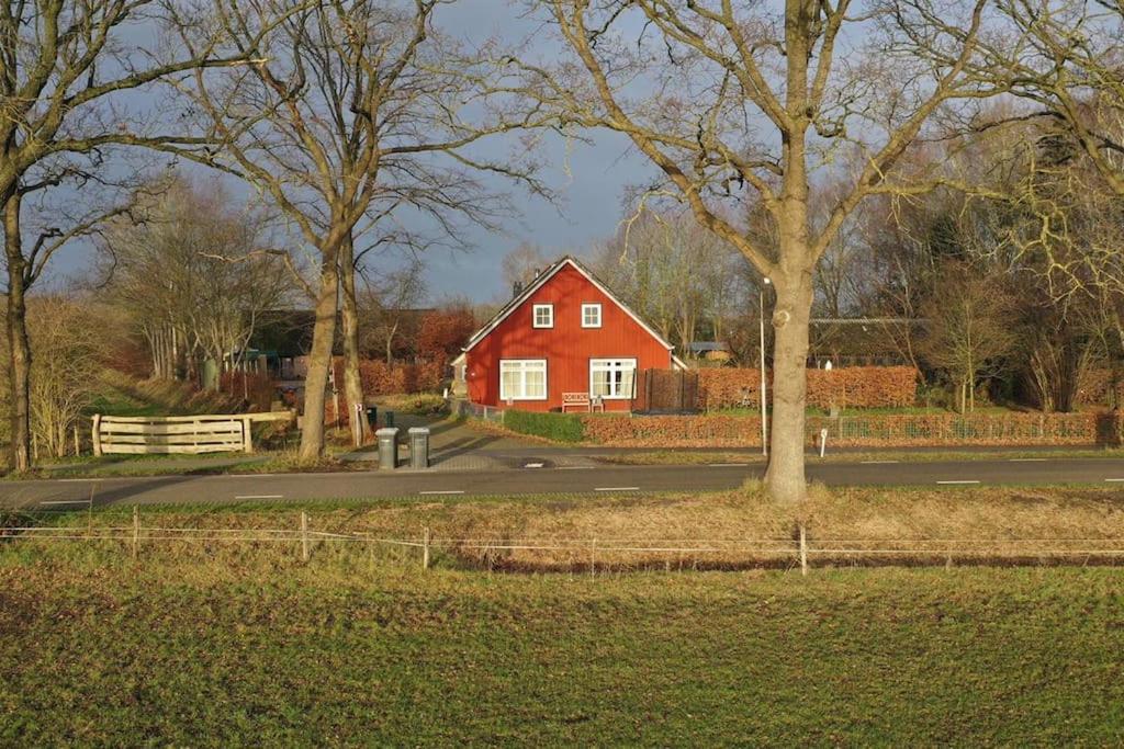 Sodas prie apgyvendinimo įstaigos Gastenverblijf Op zijn Zweeds