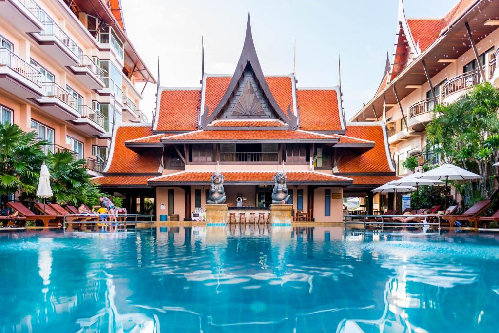 Swimmingpoolen hos eller tæt på Nipa Resort, Patong Beach - SHA Extra Plus