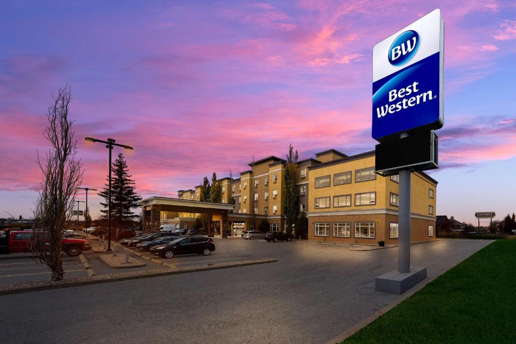 Gambar di galeri bagi Best Western Sunrise Inn & Suites di Stony Plain