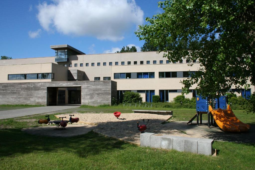 Un jardín fuera de Jeugdherberg De Peerdevisser