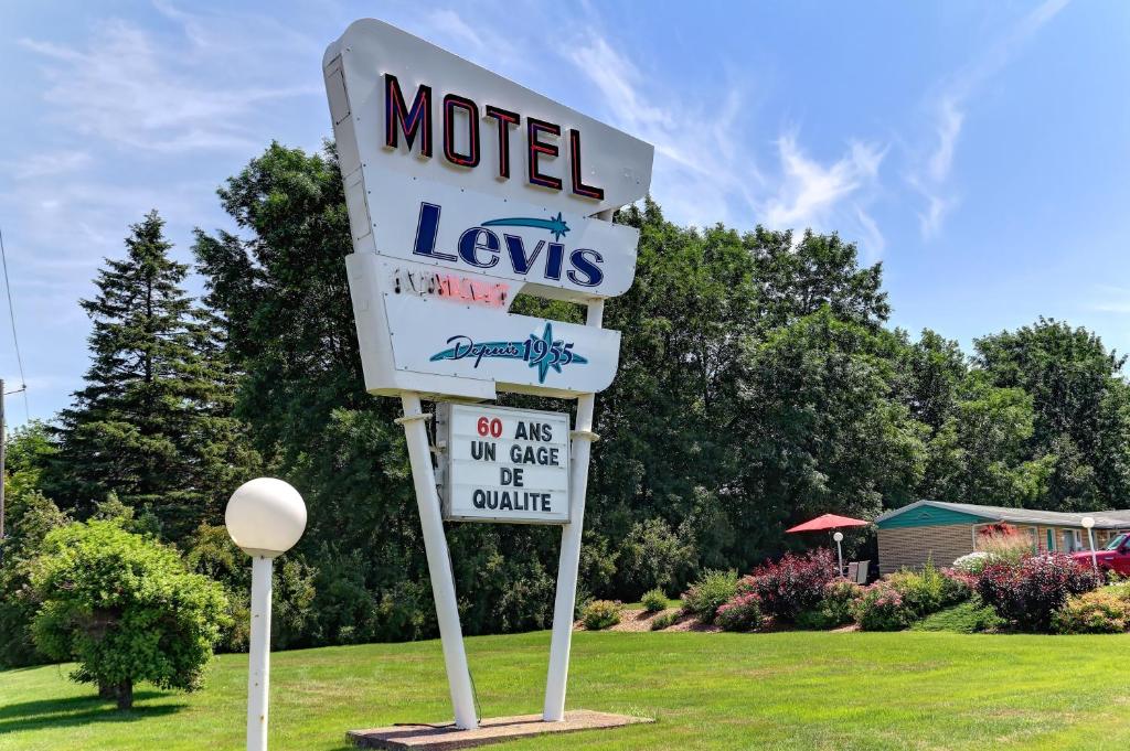 Motel Lévis 면허증, 상장, 서명, 기타 문서