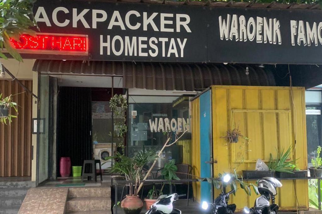 Fotografie z fotogalerie ubytování Backpacker Homestay Jatisampurna Redpartner v destinaci Bekasi