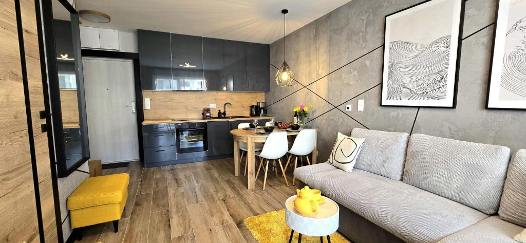 מטבח או מטבחון ב-Apartament Joanna Jantar Resort by TriApart