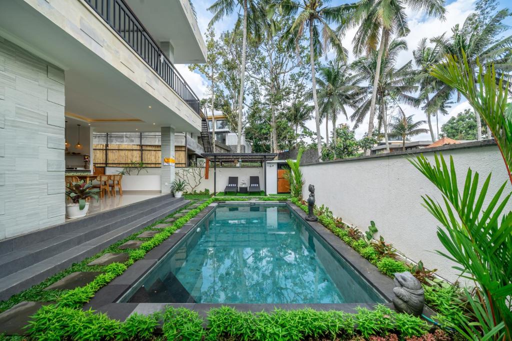 Sundlaugin á Hidden Gem Revealed - Book Now & Save on Your Brand New Ubud Jungle Villa 3BR! eða í nágrenninu