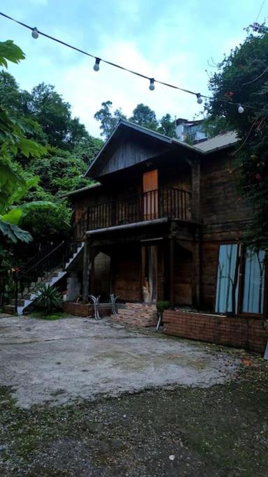 Gedung tempat rumah liburan berlokasi