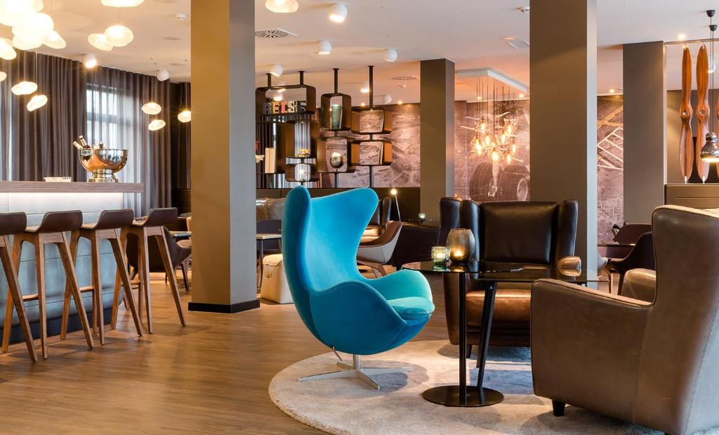 Posedenie v ubytovaní Motel One Frankfurt Airport