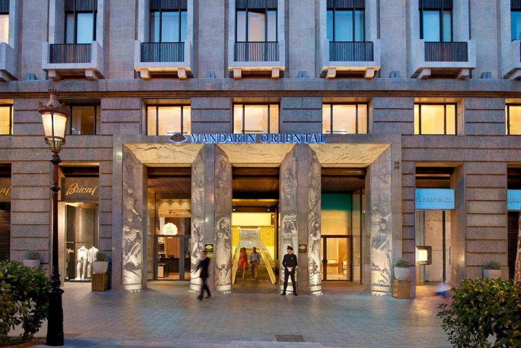 Фасада или вход на Mandarin Oriental, Barcelona