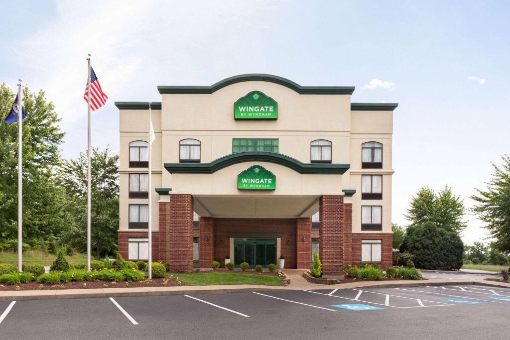 una rappresentazione dell'hotel occidentale di Wingate by Wyndham Louisville East a Louisville