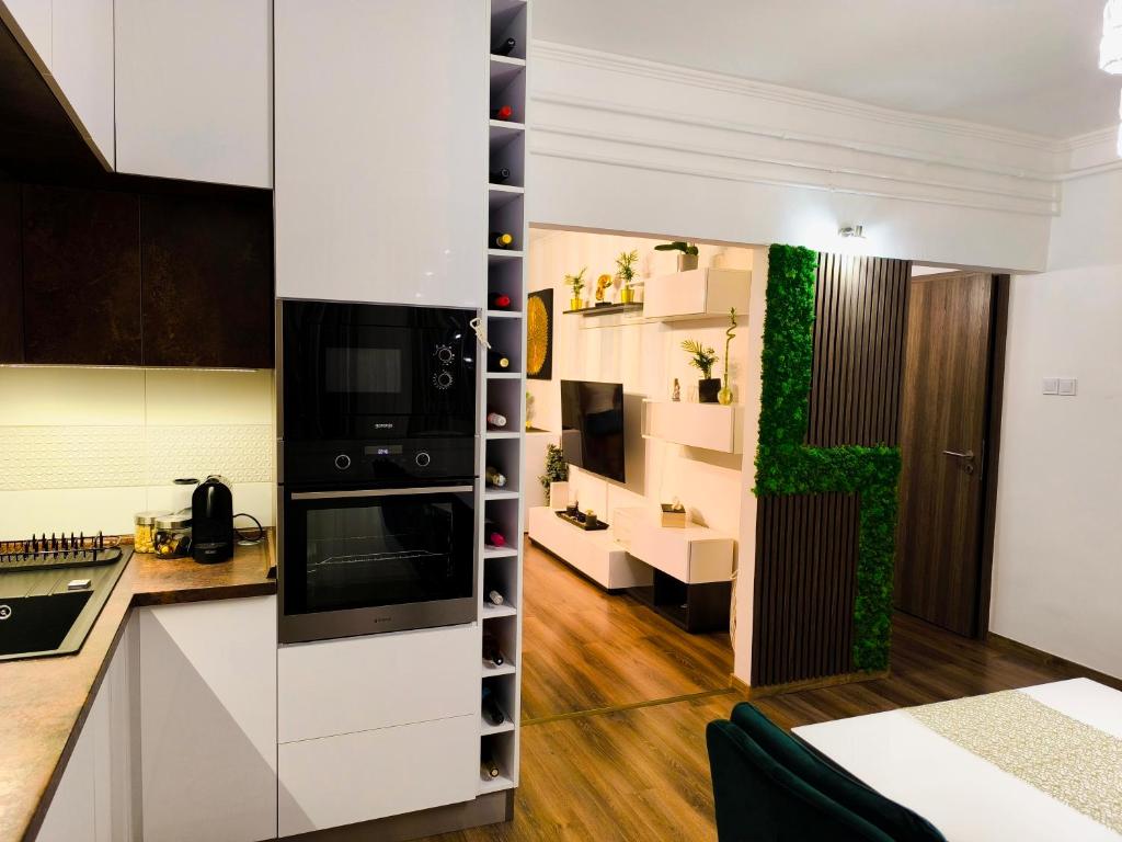 Una cocina o kitchenette en Zen Apartman