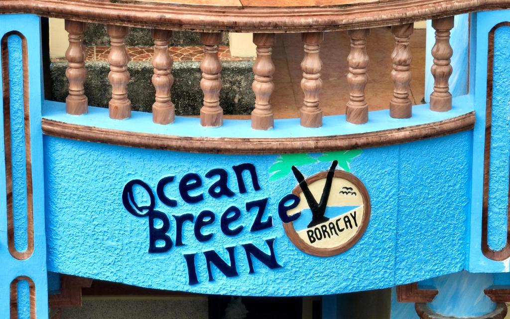 Sertifikat, penghargaan, tanda, atau dokumen yang dipajang di Ocean Breeze Inn