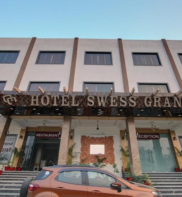 Mynd úr myndasafni af Hotel Swess Grand Agra í Agra