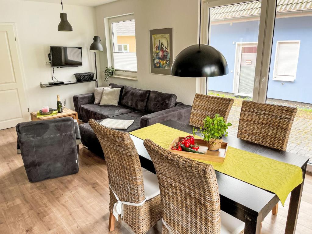 Posezení v ubytování Apartment Müritz Ferienpark Röbel-26 by Interhome