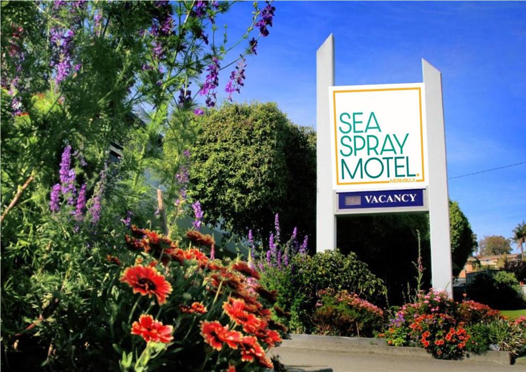 גינה חיצונית ב-Sea Spray Motel - Merimbula