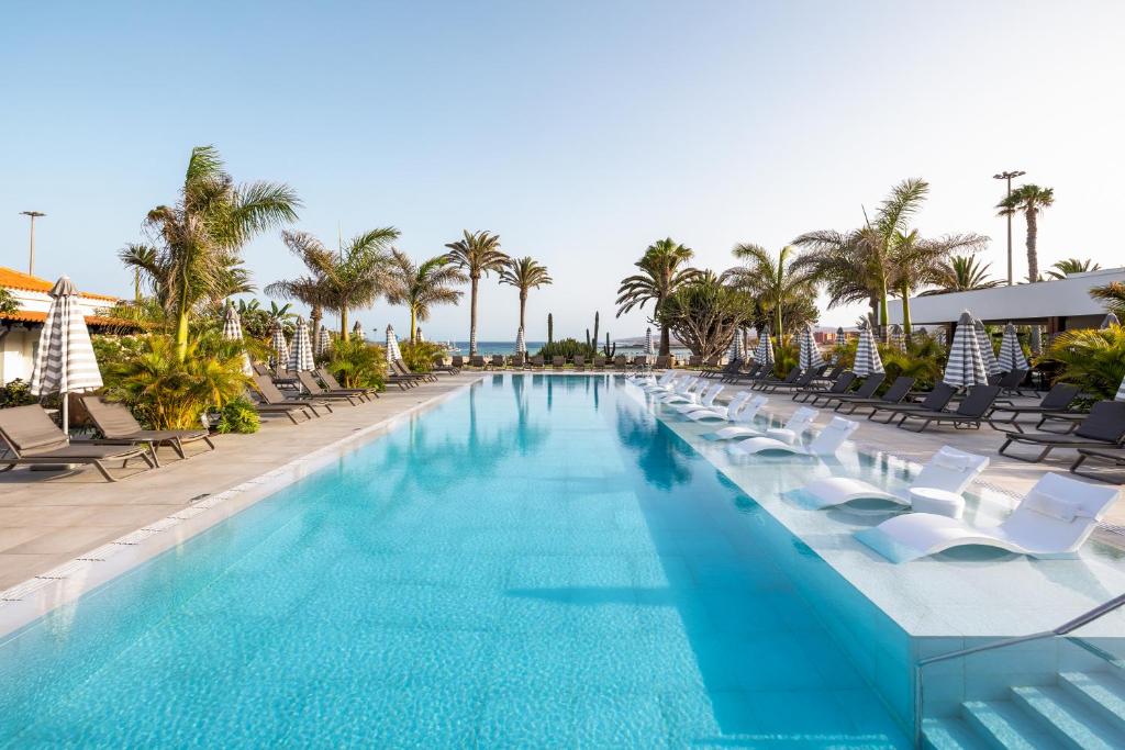 Басейн в или близо до Barceló Fuerteventura Royal Level - Adults Only