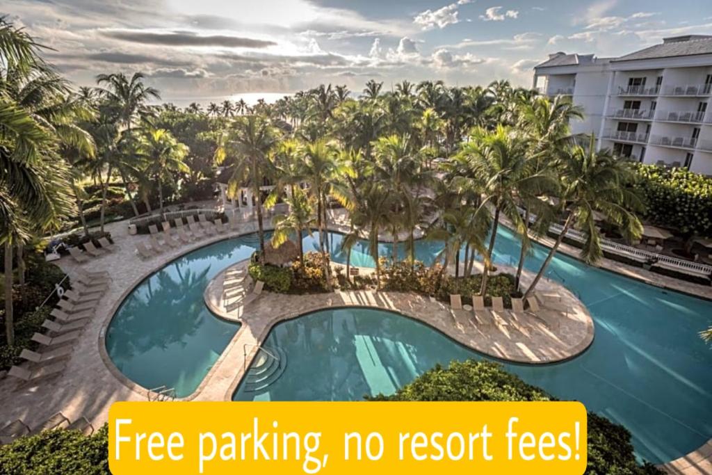 - l'accès à une piscine du complexe avec un parking gratuit sans frais de service dans l'établissement The Lago Mar Beach Resort and Club, à Fort Lauderdale