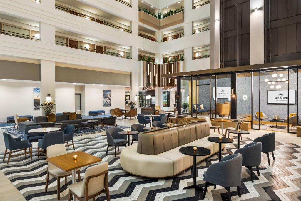 Atpūtas zona naktsmītnē Sheraton Suites Chicago O'Hare