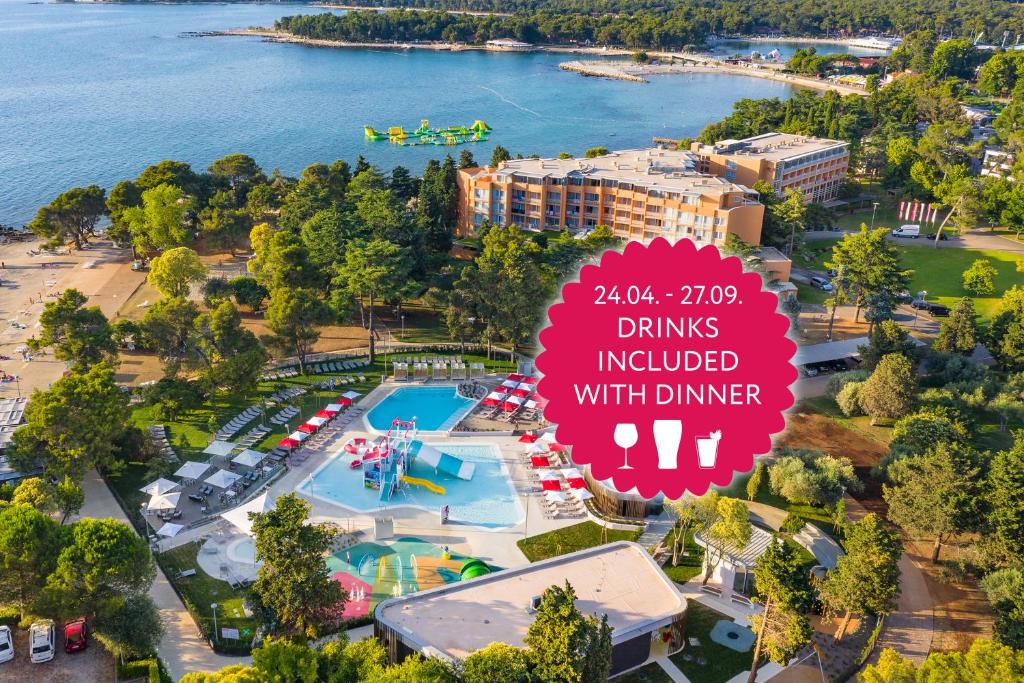 Swimmingpoolen hos eller tæt på Hotel Umag Plava Laguna