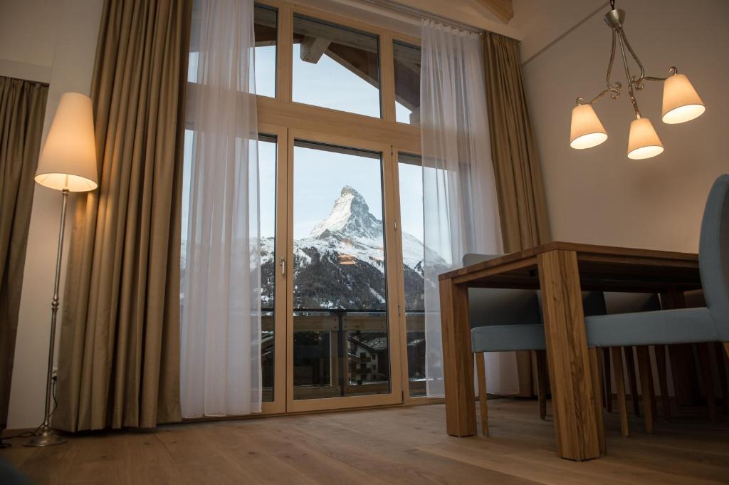 Foto da galeria de Panorama Ski Lodge em Zermatt