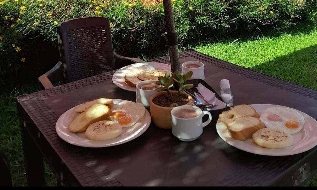 Mat i denna chalet eller i närheten