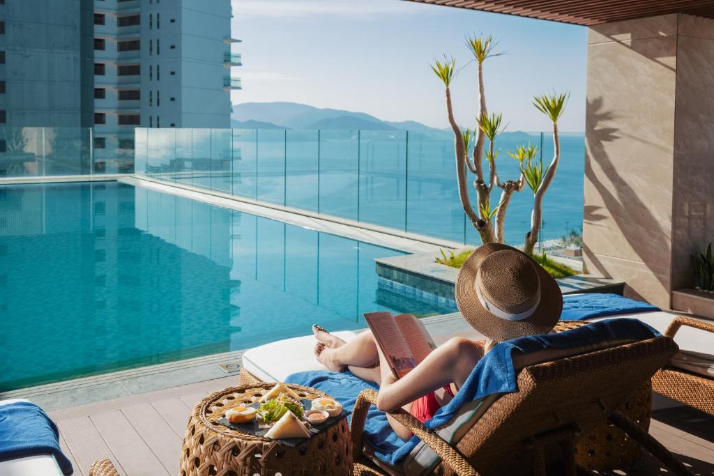 Bazén v ubytování Gonsala Hotel Nha Trang nebo v jeho okolí