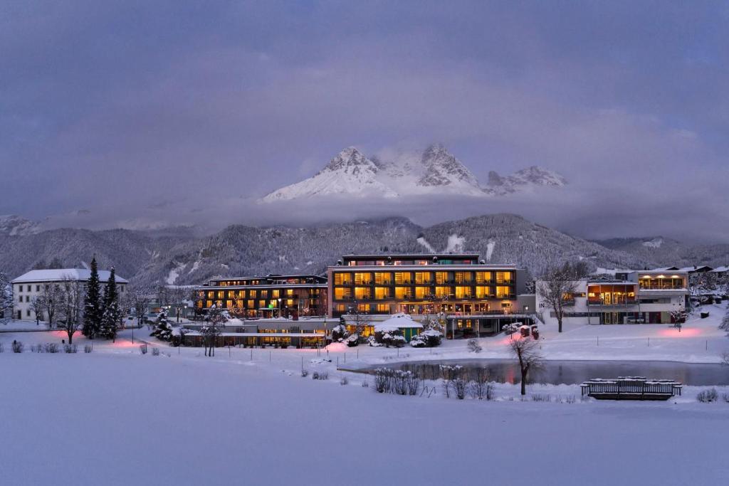 Splošen pogled na gorovje oz. razgled na gore, ki ga ponuja hotel