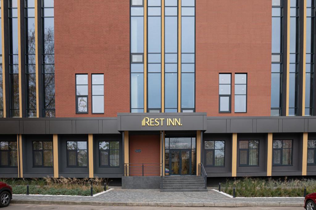 Majutusasutuse REST INN apart hotel fassaad või sissepääs