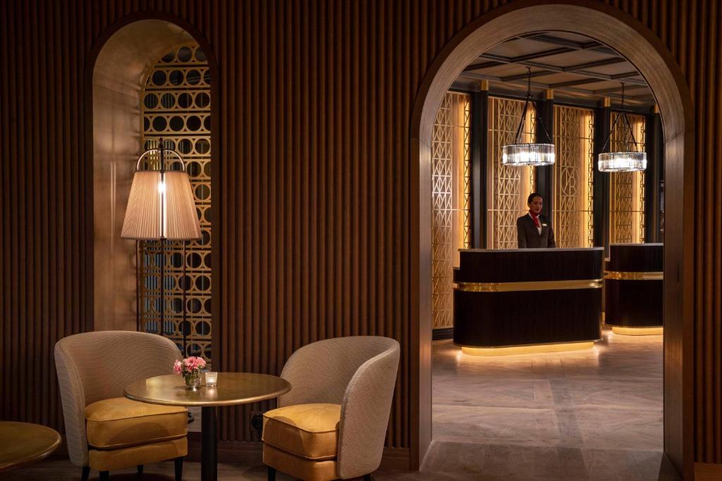 A seating area at Maison Rouge Strasbourg Hotel & Spa, Autograph Collection