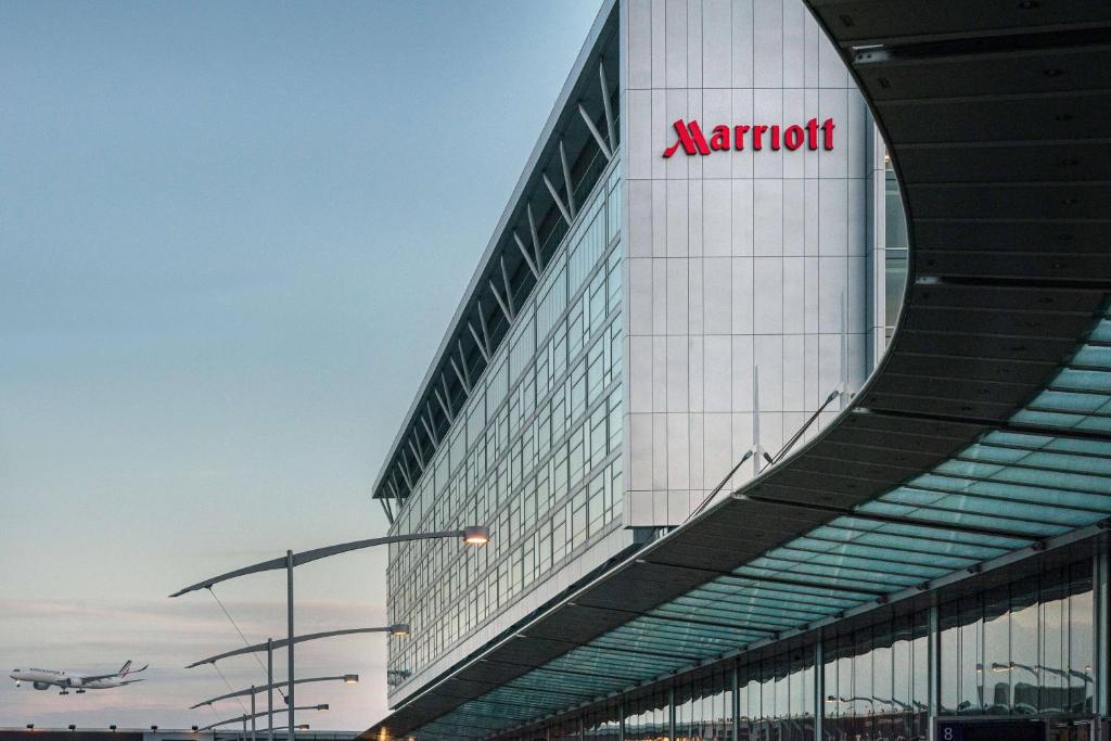 Foto de la galeria de Marriott Montreal Airport In-Terminal Hotel a Dorval