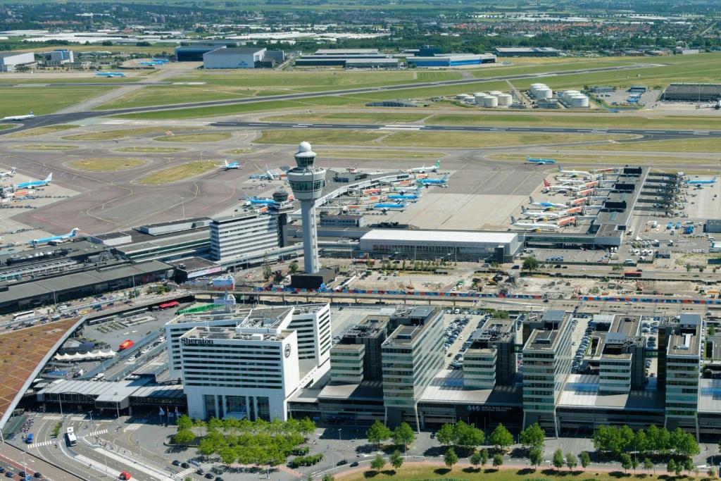 Bird's-eye view ng Sheraton Amsterdam Airport Hotel and Conference Center