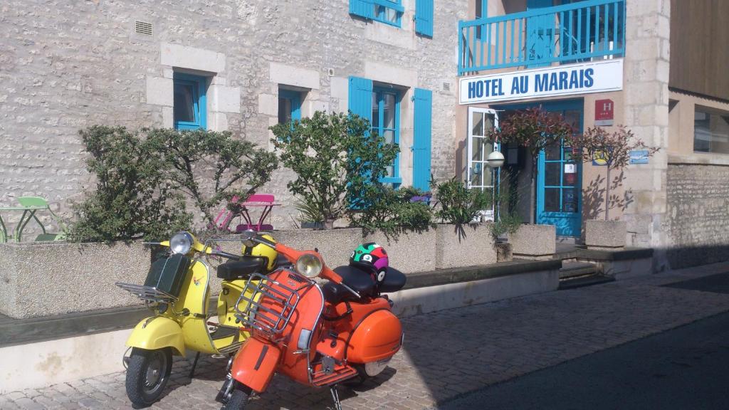 Діти в Hotel Au Marais