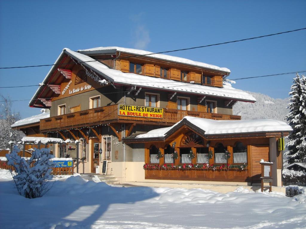 La Boule de Neige during the winter