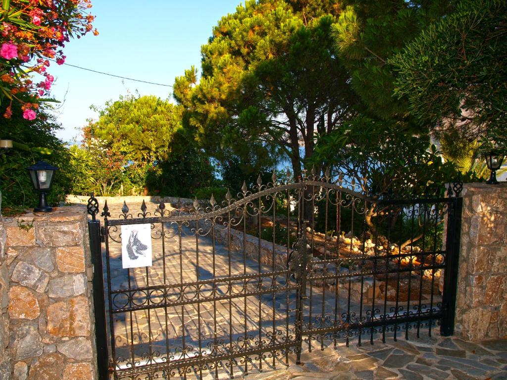 Foto de la galería de Panoramic Seaview Holiday House en Souda