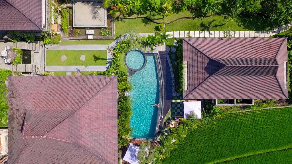 Bassenget på eller i nærheten av Masia Villa Ubud