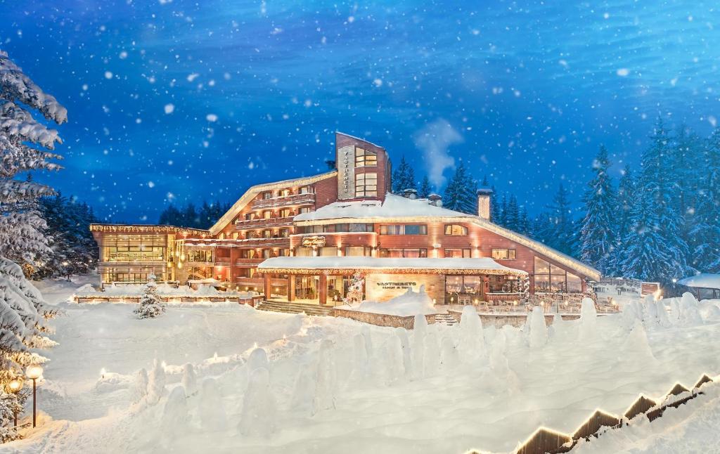 L'établissement Hotel Yastrebets Wellness & Spa en hiver