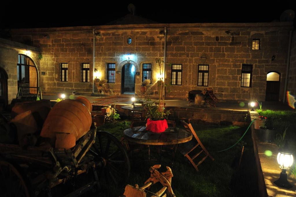 Galeri foto Osmanoglu Hotel di Guzelyurt