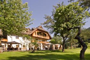 حديقة خارج Hotel Edelhof