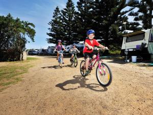 Гости NRMA Port Campbell Holiday Park