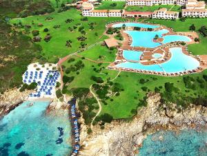 Piscina en o cerca de COLONNA RESORT, a Colonna Luxury Beach Hotel, Porto Cervo