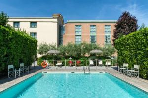 A piscina localizada em Hotel San Marco ou nos arredores