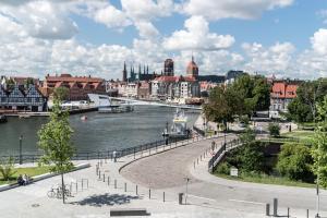 Uitzicht op een rivier vlak bij het appartement