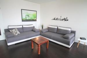 Seating area sa Holiday at Alexanderplatz Apartments